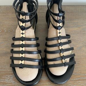 New@ttitude Sandals size 7.5